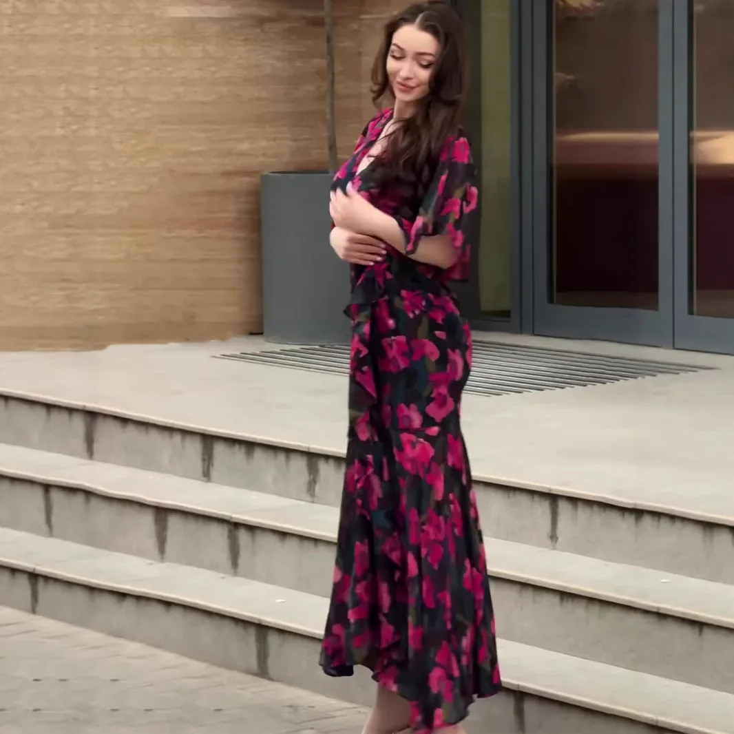 Retro V-neck trumpet sleeve printed dress