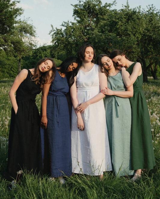 🧵 Linen Dresses – Where Natural Fabric Meets Timeless Style